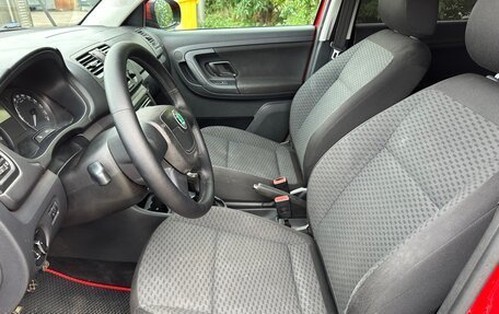 Skoda Fabia II, 2011 год, 385 000 рублей, 21 фотография