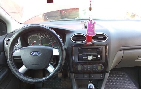 Ford Focus II рестайлинг, 2005 год, 240 000 рублей, 6 фотография