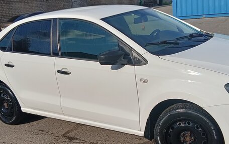 Volkswagen Polo VI (EU Market), 2013 год, 550 000 рублей, 4 фотография