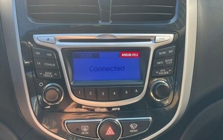 Hyundai Solaris II рестайлинг, 2013 год, 900 000 рублей, 9 фотография