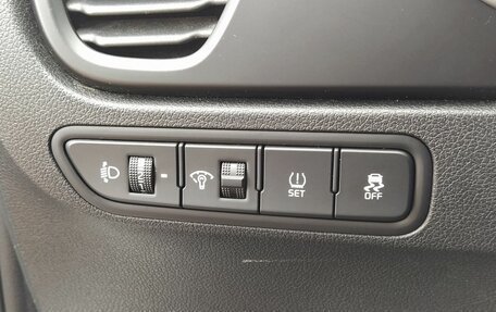 KIA Rio IV, 2021 год, 1 699 000 рублей, 8 фотография