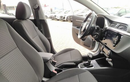 KIA Rio IV, 2021 год, 1 699 000 рублей, 19 фотография