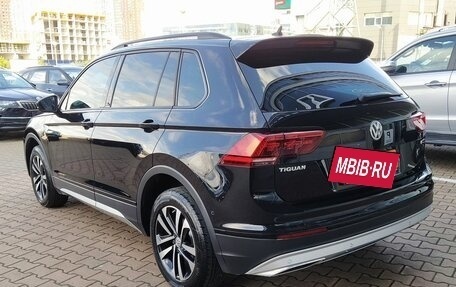 Volkswagen Tiguan II, 2020 год, 2 770 000 рублей, 6 фотография