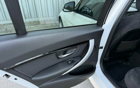 BMW 3 серия, 2017 год, 1 729 000 рублей, 17 фотография