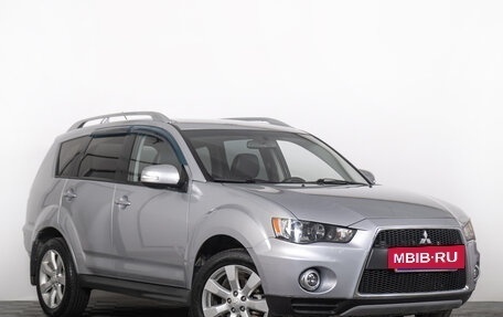 Mitsubishi Outlander III рестайлинг 3, 2010 год, 1 379 000 рублей, 2 фотография