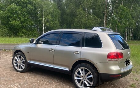 Volkswagen Touareg III, 2004 год, 650 000 рублей, 3 фотография