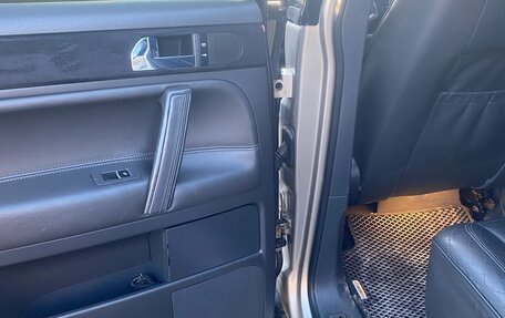 Volkswagen Touareg III, 2004 год, 650 000 рублей, 6 фотография