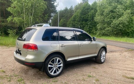 Volkswagen Touareg III, 2004 год, 650 000 рублей, 4 фотография