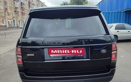 Land Rover Range Rover IV рестайлинг, 2021 год, 9 000 000 рублей, 4 фотография