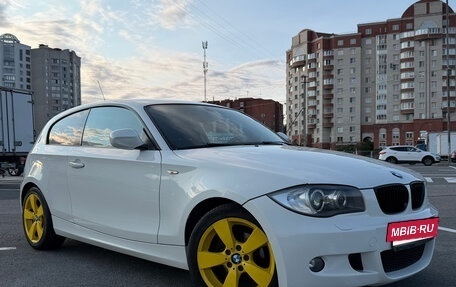 BMW 1 серия, 2011 год, 850 000 рублей, 8 фотография