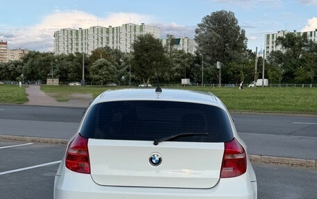 BMW 1 серия, 2011 год, 850 000 рублей, 10 фотография