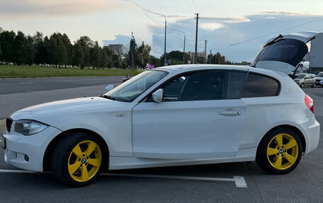 BMW 1 серия, 2011 год, 850 000 рублей, 11 фотография