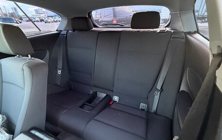 BMW 1 серия, 2011 год, 850 000 рублей, 16 фотография