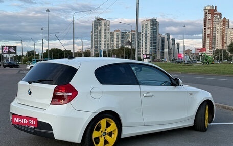 BMW 1 серия, 2011 год, 850 000 рублей, 12 фотография