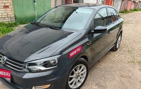 Volkswagen Polo VI (EU Market), 2018 год, 1 200 000 рублей, 2 фотография