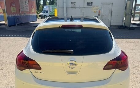 Opel Astra J, 2011 год, 750 000 рублей, 8 фотография
