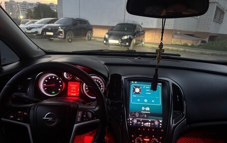 Opel Astra J, 2011 год, 750 000 рублей, 18 фотография