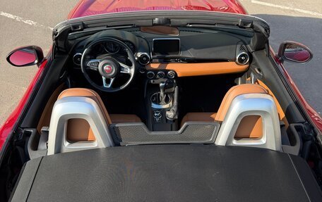 Fiat 124 Spider I, 2018 год, 2 500 000 рублей, 5 фотография