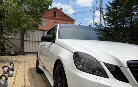 Mercedes-Benz E-Класс, 2012 год, 1 870 000 рублей, 2 фотография