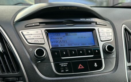 Hyundai ix35 I рестайлинг, 2012 год, 999 000 рублей, 18 фотография