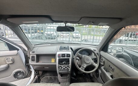 Nissan Cube II, 2001 год, 185 000 рублей, 14 фотография