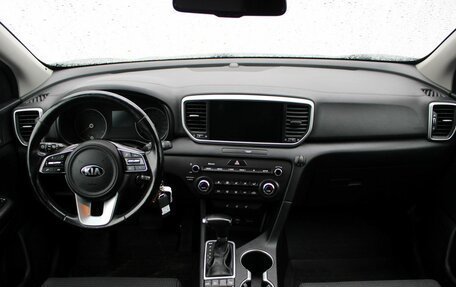 KIA Sportage IV рестайлинг, 2020 год, 2 099 000 рублей, 10 фотография