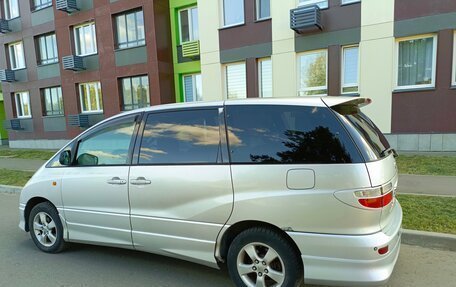 Toyota Estima III рестайлинг -2, 2001 год, 700 000 рублей, 4 фотография