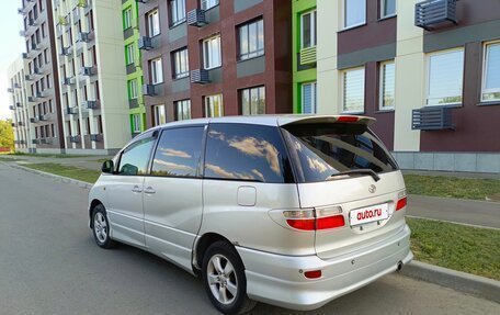 Toyota Estima III рестайлинг -2, 2001 год, 700 000 рублей, 3 фотография