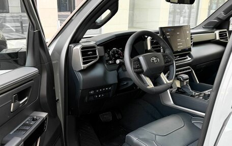 Toyota Sequoia, 2025 год, 13 990 000 рублей, 13 фотография