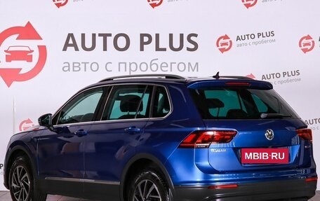 Volkswagen Tiguan II, 2018 год, 2 199 000 рублей, 3 фотография