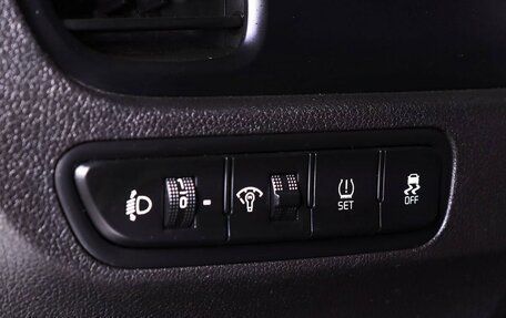 Volkswagen Tiguan II, 2018 год, 2 199 000 рублей, 13 фотография