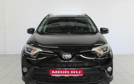 Toyota RAV4, 2016 год, 1 840 000 рублей, 2 фотография