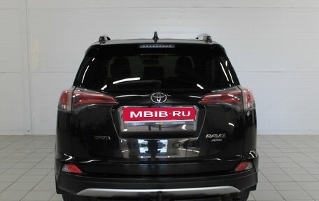 Toyota RAV4, 2016 год, 1 840 000 рублей, 9 фотография