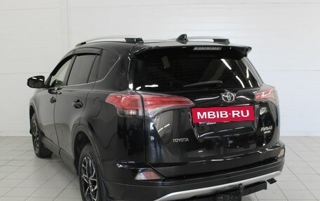 Toyota RAV4, 2016 год, 1 840 000 рублей, 8 фотография