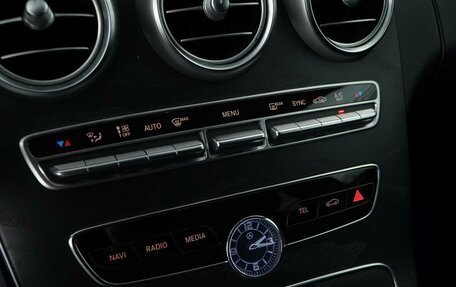 Mercedes-Benz C-Класс, 2018 год, 3 150 000 рублей, 15 фотография