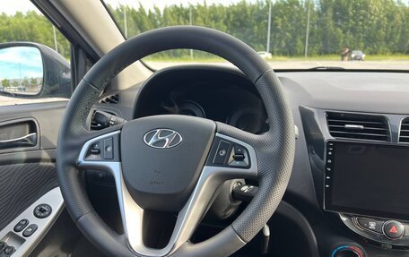 Hyundai Solaris II рестайлинг, 2011 год, 850 000 рублей, 12 фотография