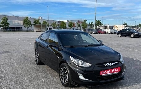Hyundai Solaris II рестайлинг, 2011 год, 850 000 рублей, 5 фотография