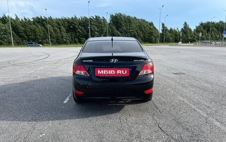 Hyundai Solaris II рестайлинг, 2011 год, 850 000 рублей, 4 фотография