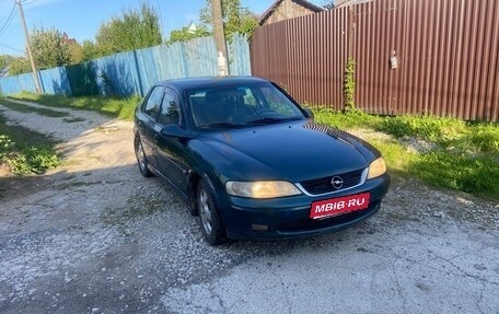 Opel Vectra B рестайлинг, 2000 год, 100 000 рублей, 1 фотография
