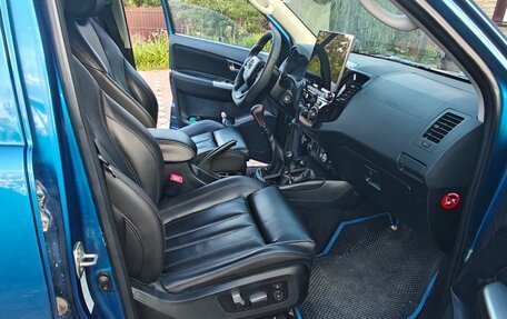 Toyota Hilux VII, 2014 год, 7 000 000 рублей, 14 фотография