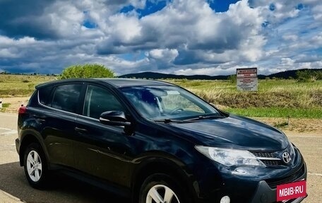 Toyota RAV4, 2013 год, 1 653 000 рублей, 2 фотография