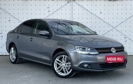 Volkswagen Jetta VI, 2014 год, 1 350 000 рублей, 2 фотография