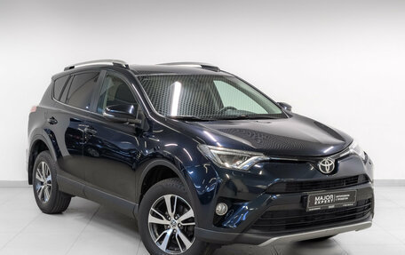 Toyota RAV4, 2018 год, 2 200 000 рублей, 3 фотография