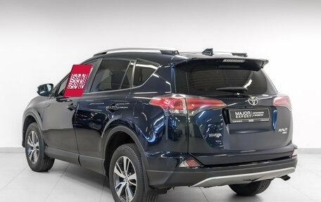 Toyota RAV4, 2018 год, 2 200 000 рублей, 7 фотография