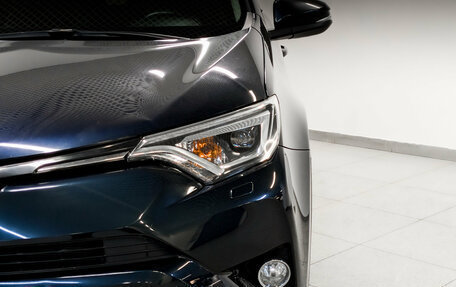 Toyota RAV4, 2018 год, 2 200 000 рублей, 17 фотография