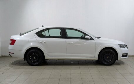 Skoda Octavia, 2020 год, 1 890 000 рублей, 10 фотография