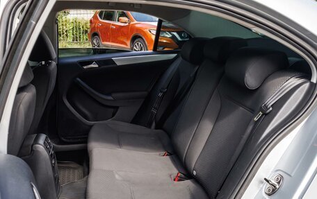 Volkswagen Jetta VI, 2012 год, 999 000 рублей, 9 фотография