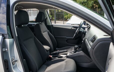 Volkswagen Jetta VI, 2012 год, 999 000 рублей, 8 фотография