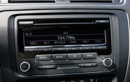 Volkswagen Jetta VI, 2012 год, 999 000 рублей, 15 фотография