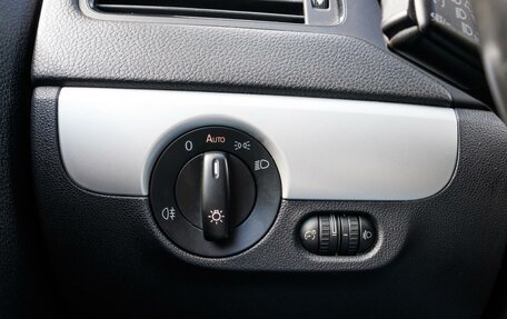 Volkswagen Jetta VI, 2012 год, 999 000 рублей, 17 фотография